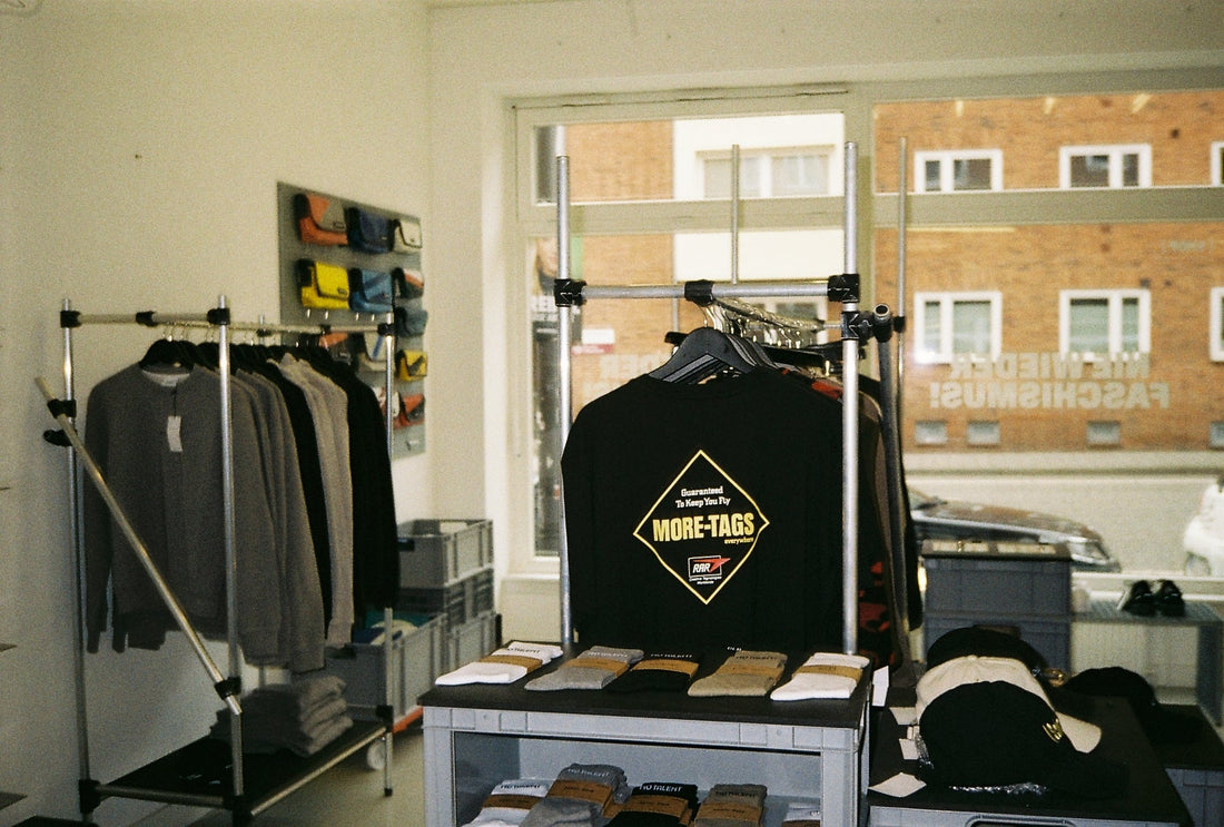 #01 Mehr als Stores - Die Schleuse, No Talent Studio & Lobby